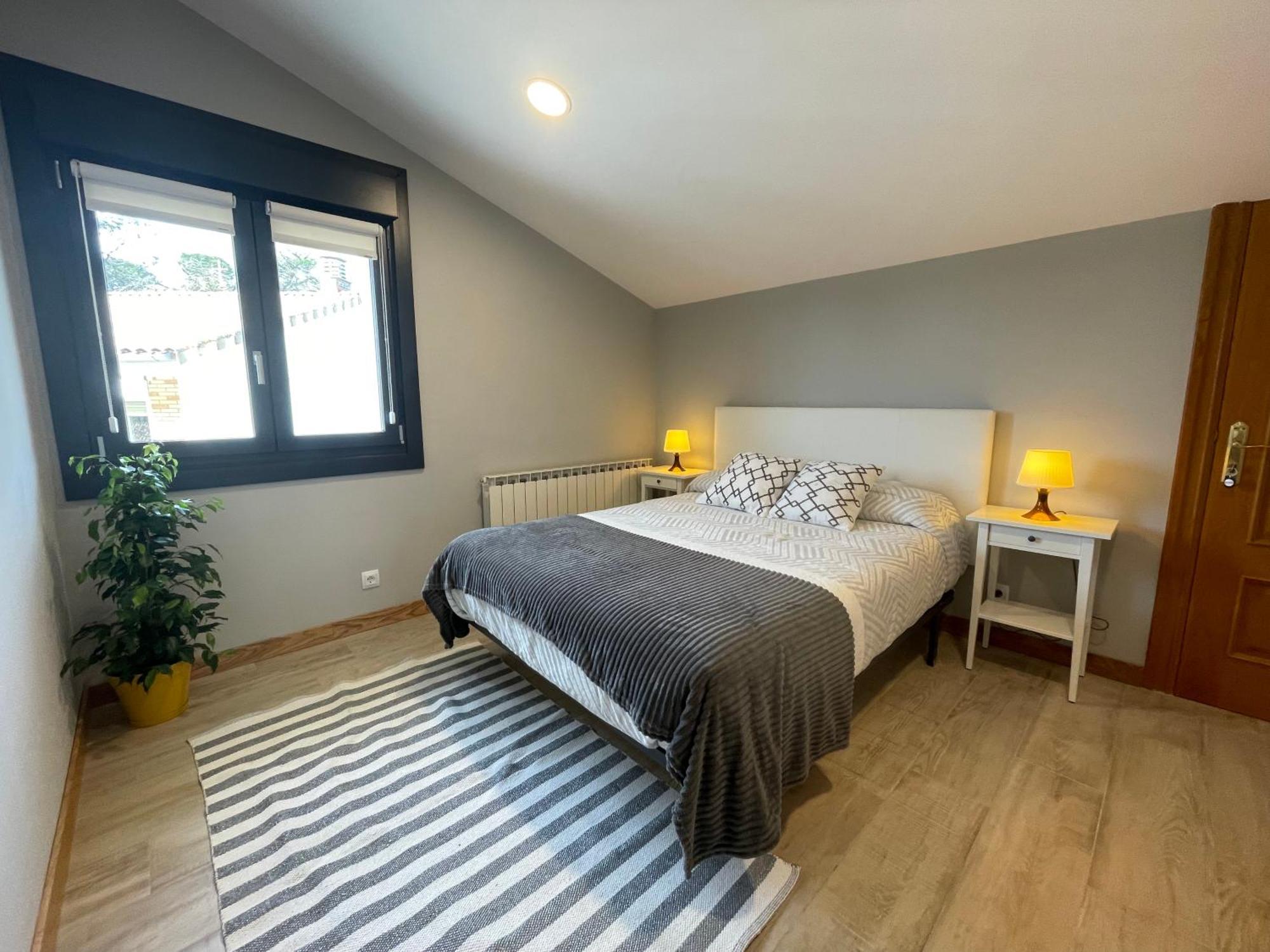 Apartamentos Montejurra Ayegui ภายนอก รูปภาพ