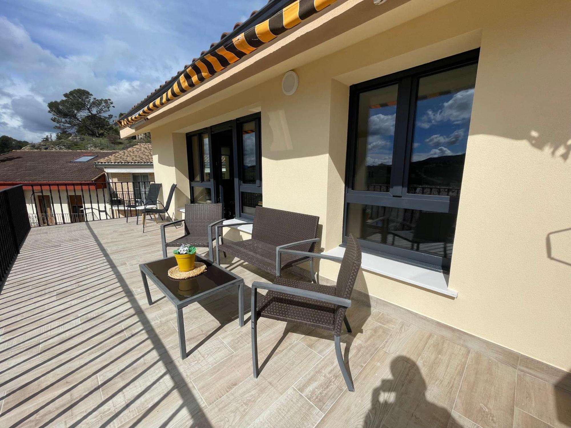 Apartamentos Montejurra Ayegui ภายนอก รูปภาพ