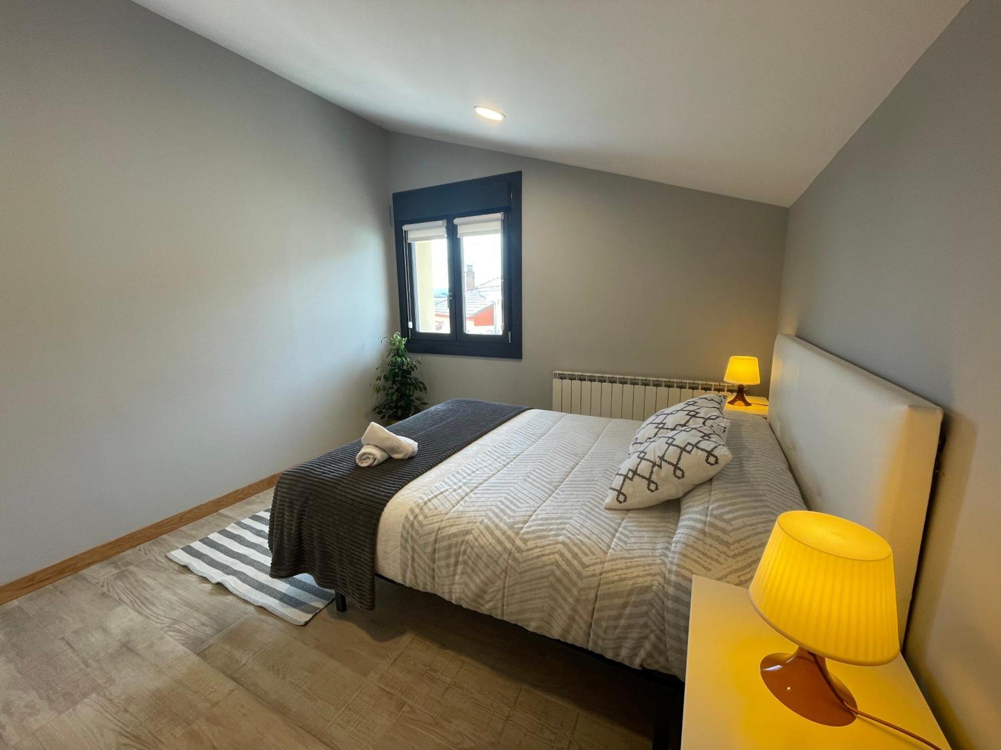 Apartamentos Montejurra Ayegui ภายนอก รูปภาพ