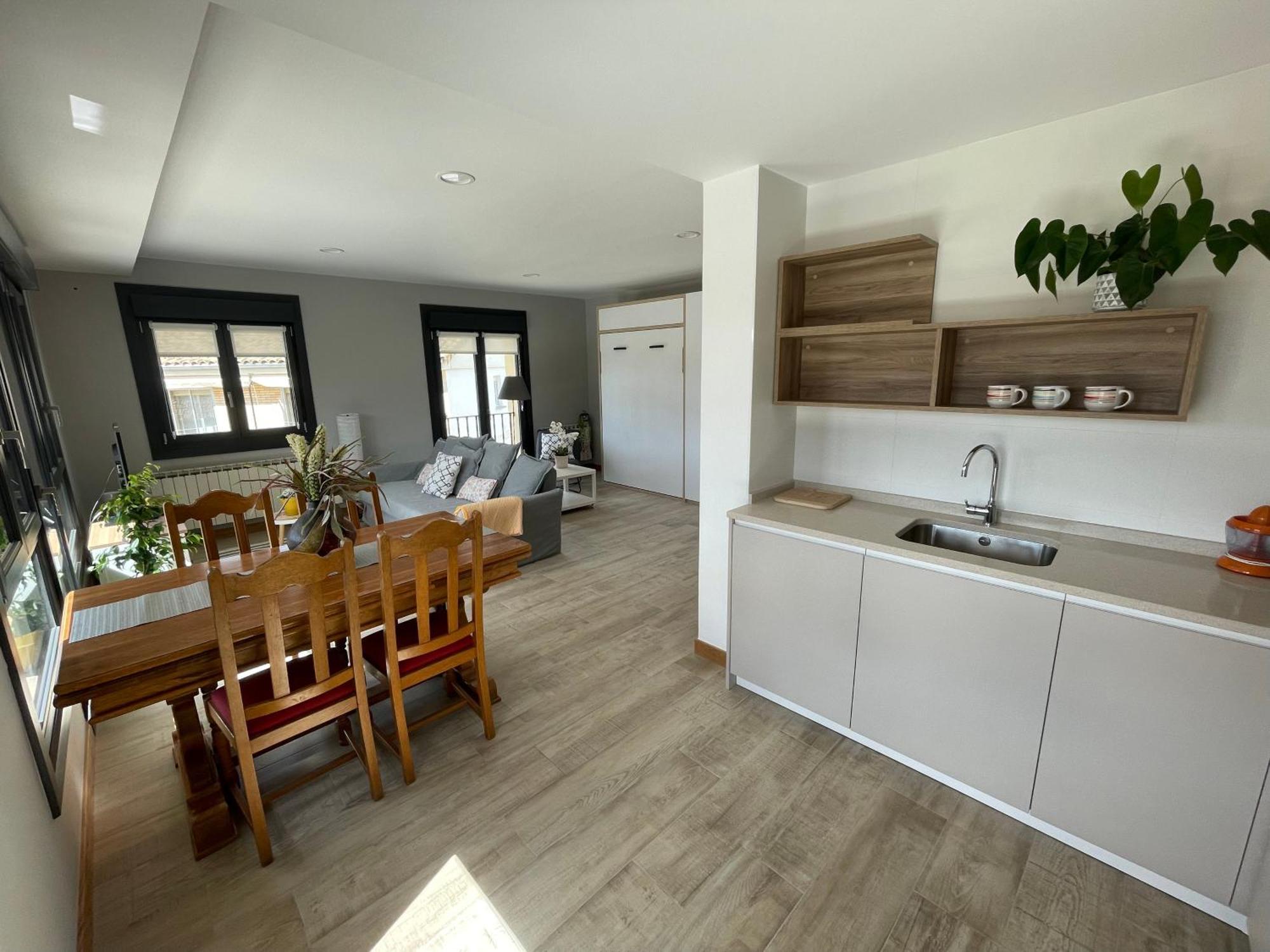 Apartamentos Montejurra Ayegui ภายนอก รูปภาพ